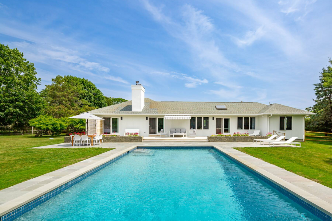 272 Sagg Rd in Sagaponack, NY - Building Photo