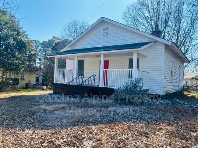 910 Walnut St in Shelby, NC - Building Photo - Building Photo