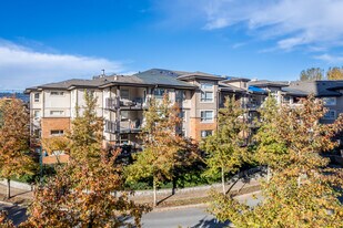 Boardwalk in Port Moody, BC - Building Photo