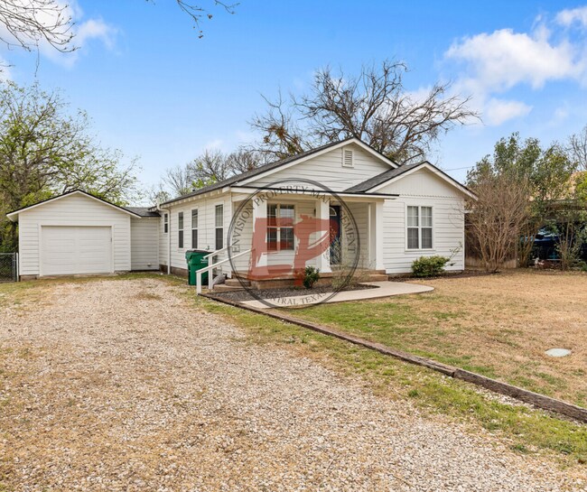 property at 770 W 6th St