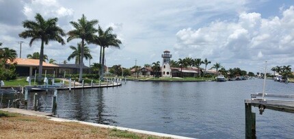 418 Medici Ct in Punta Gorda, FL - Foto de edificio - Building Photo