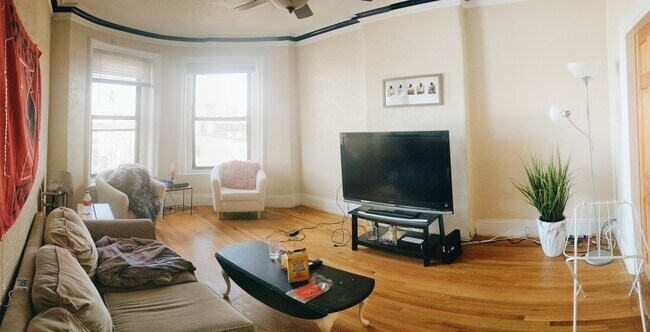 property at 86 Hammond St