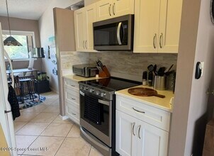 118 Beach Park Ln in Cape Canaveral, FL - Building Photo - Building Photo