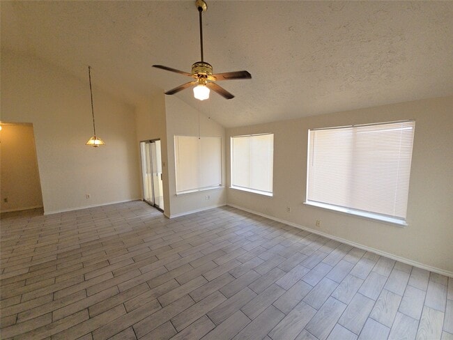 property at 3930 Mohlerbruk Dr