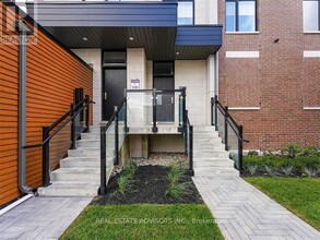9570-9570 Islington Ave in Vaughan, ON - Building Photo - Building Photo