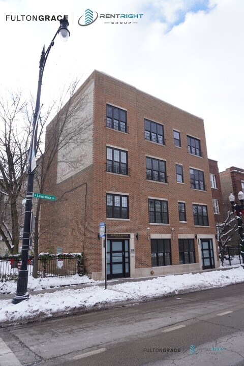 2063 W Lawrence Ave in Chicago, IL - Foto de edificio