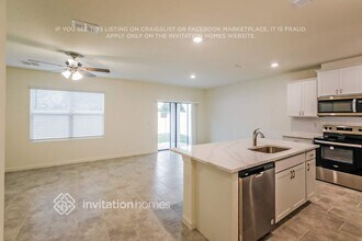 565 Seaspray Dr in Fort Pierce, FL - Building Photo - Building Photo