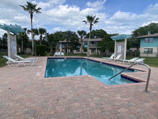 650 W Pope Rd, Unit Island Villas Condo, Unit 206 in St. Augustine, FL - Building Photo - Building Photo