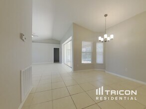 2740 Begonia Terrace in North Port, FL - Building Photo - Building Photo