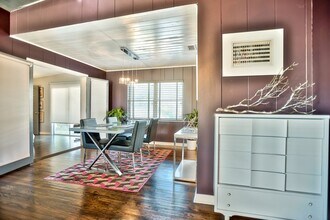 2111 Gibbs Dr in Tallahassee, FL - Building Photo - Building Photo