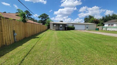 920 Cable St in Conroe, TX - Building Photo - Building Photo