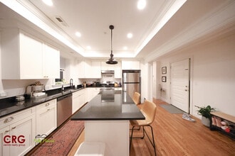 1800 Beacon St, Unit 2 in Brookline, MA - Building Photo - Building Photo