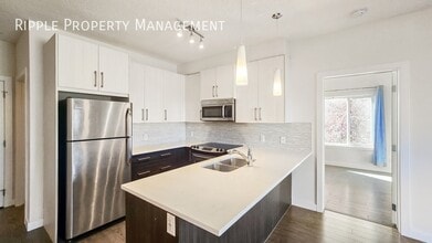 4 Sage Hill Terrace NW in Calgary, AB - Building Photo - Building Photo