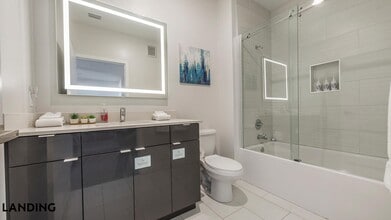 4950 W Prescott St, Unit 5206 in Tampa, FL - Building Photo - Building Photo