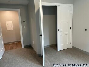 100 Hemenway St in Boston, MA - Building Photo - Building Photo