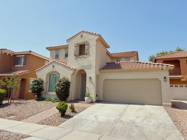 3776 E Sebastian Ln in Gilbert, AZ - Building Photo - Building Photo