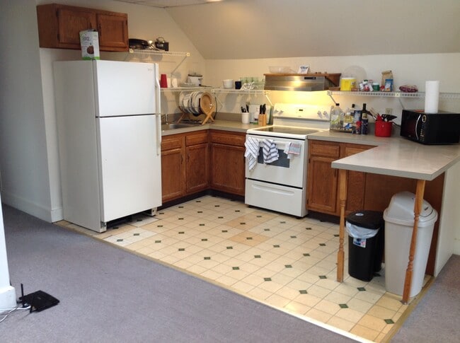 188 Lawrence St, Unit 3rdFlUnit3 in New Haven, CT - Building Photo - Building Photo