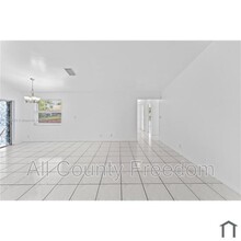 2269 N Rock Island Rd in Margate, FL - Building Photo - Building Photo