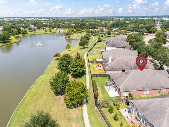 7242 Rambling Tree Ln