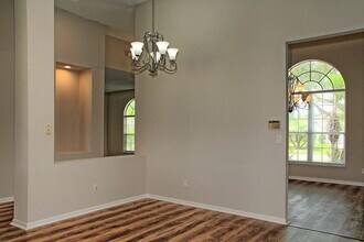 519 Lakescape Ct in Orlando, FL - Foto de edificio - Building Photo