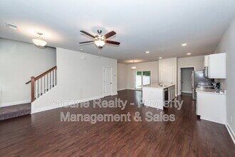 7787 Montview Rd in North Charleston, SC - Building Photo - Building Photo