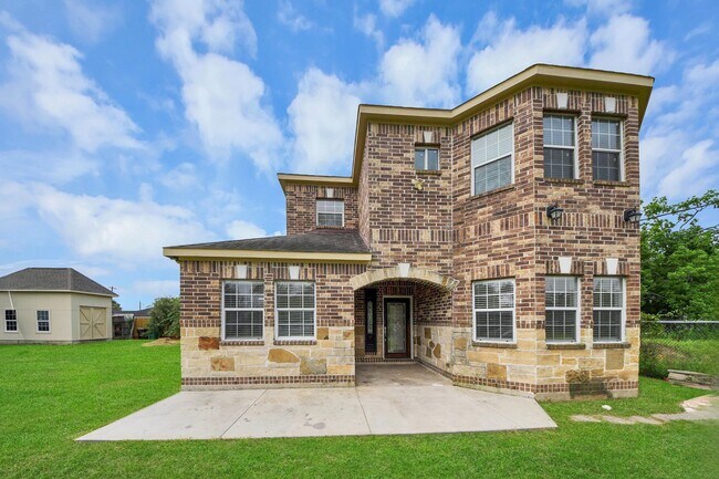 property at 2608 Bostic St