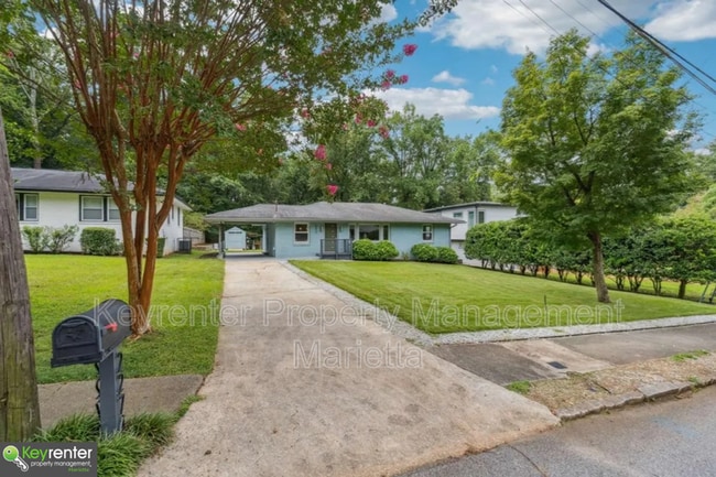 2274 Edgemore Dr SE in Atlanta, GA - Building Photo - Building Photo