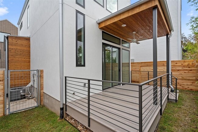 900 S 2nd St in Austin, TX - Building Photo - Building Photo