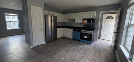 2323 Ilolo St in Nashville, TN - Building Photo - Building Photo