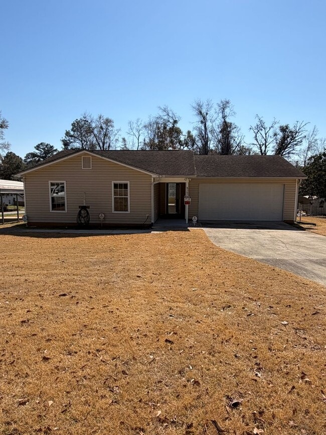 8142 Talley Ann Dr in Tallahassee, FL - Building Photo - Building Photo