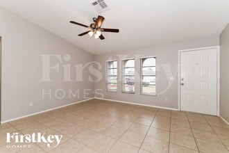 143 SE 20th St in Cape Coral, FL - Foto de edificio - Building Photo