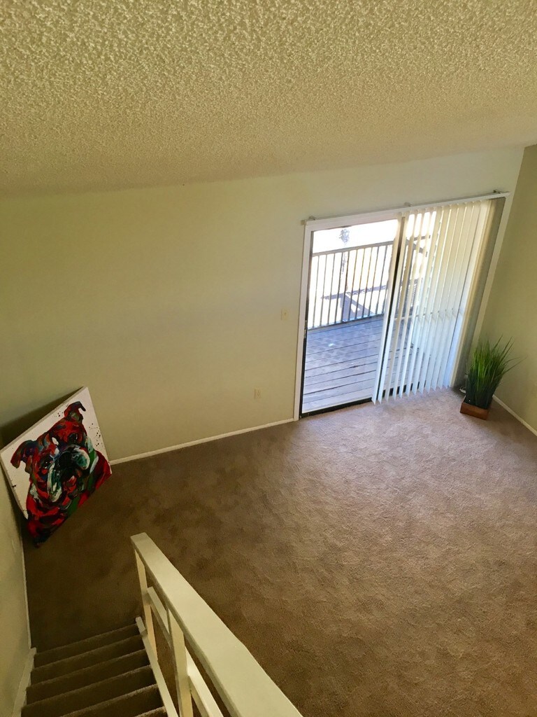 Goldelm at Charter Pointe Apartments in Altamonte Springs, FL