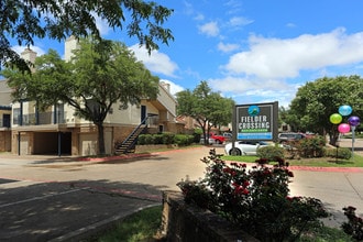 Fielder Crossing in Arlington, TX - Building Photo - Building Photo