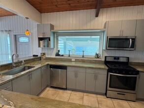 900 Morris Ave in Key Largo, FL - Building Photo - Building Photo