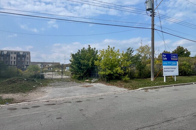 Terraces at Eglinton