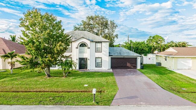 167 SW Grove Ave in Port St. Lucie, FL - Building Photo - Building Photo