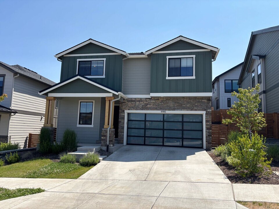 61182 SW Tippytoe Pl in Bend, OR - Building Photo