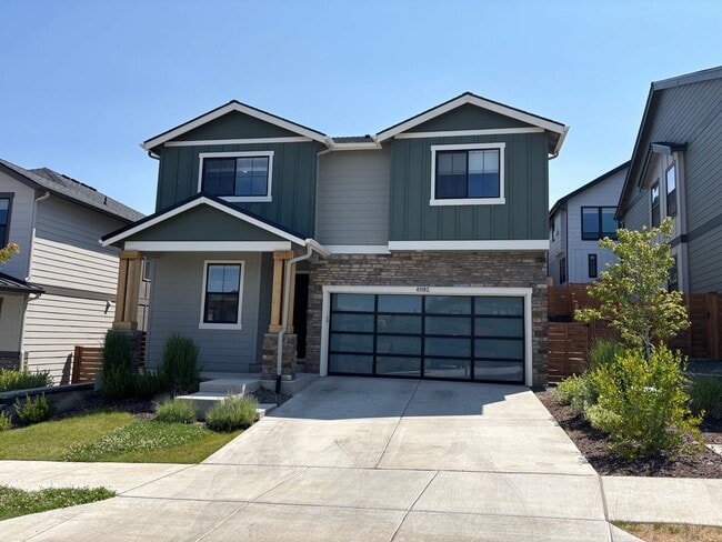 property at 61182 SW Tippytoe Pl