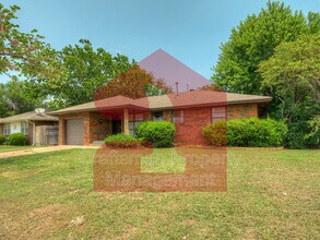 10504 Ridgeview Dr in The Village, OK - Foto de edificio - Building Photo