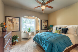 Falls at Eagle Creek in Humble, TX - Building Photo - Interior Photo