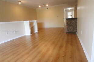 5880 W Sample Rd in Coral Springs, FL - Building Photo