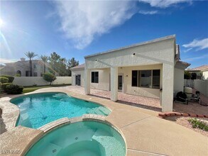 65 Sahalee Dr in Las Vegas, NV - Building Photo - Building Photo