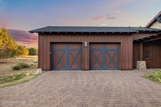 5780 W Johnny Mullins Dr in Prescott, AZ - Building Photo - Building Photo