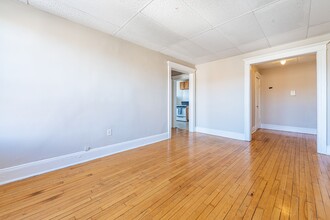 317 William St in East Orange, NJ - Building Photo - Building Photo