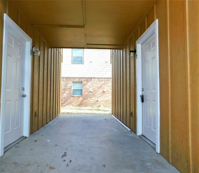 2511 W Prairie St-Unit -2 in Denton, TX - Foto de edificio - Building Photo