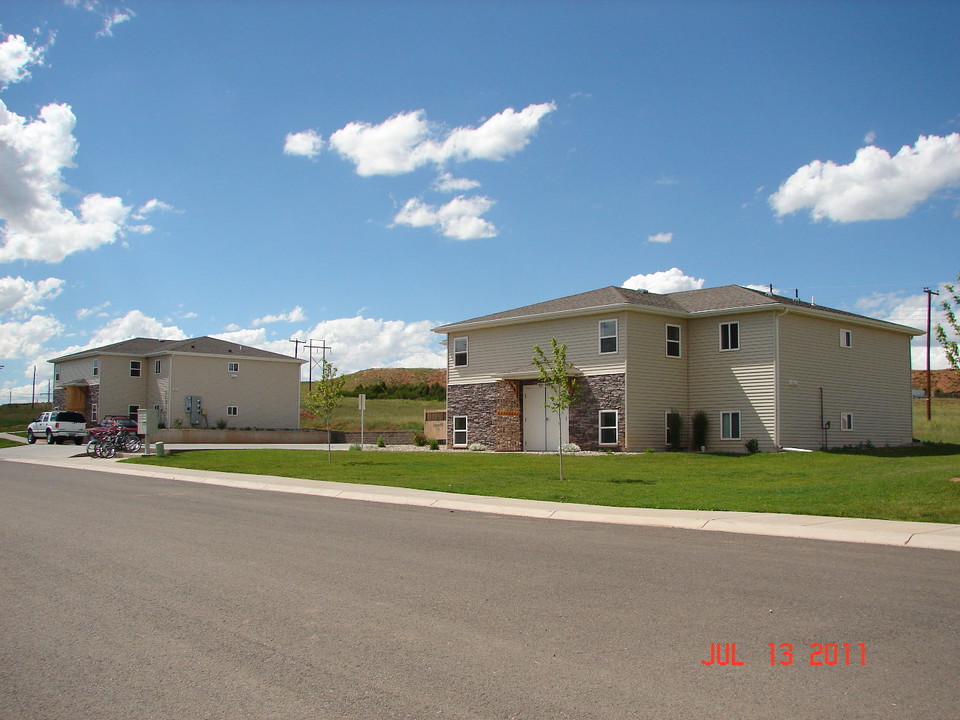 Bldg 100 in Laramie, WY - Foto de edificio