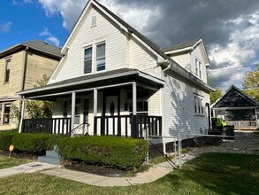 921 Tecumseh St in Indianapolis, IN - Building Photo - Building Photo