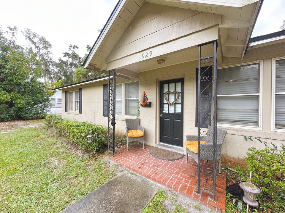 1929 NW 2 Ave in Gainesville, FL - Building Photo