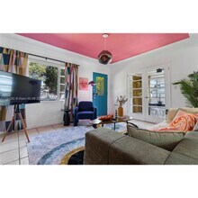 260 NE 45th St in Miami, FL - Building Photo - Building Photo