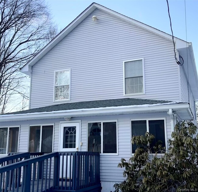 property at 13 Herlings Rd